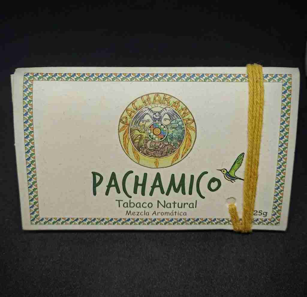 Pachamico. Mezcla de tabaco floral en base a chamico de Vilcabamba.
